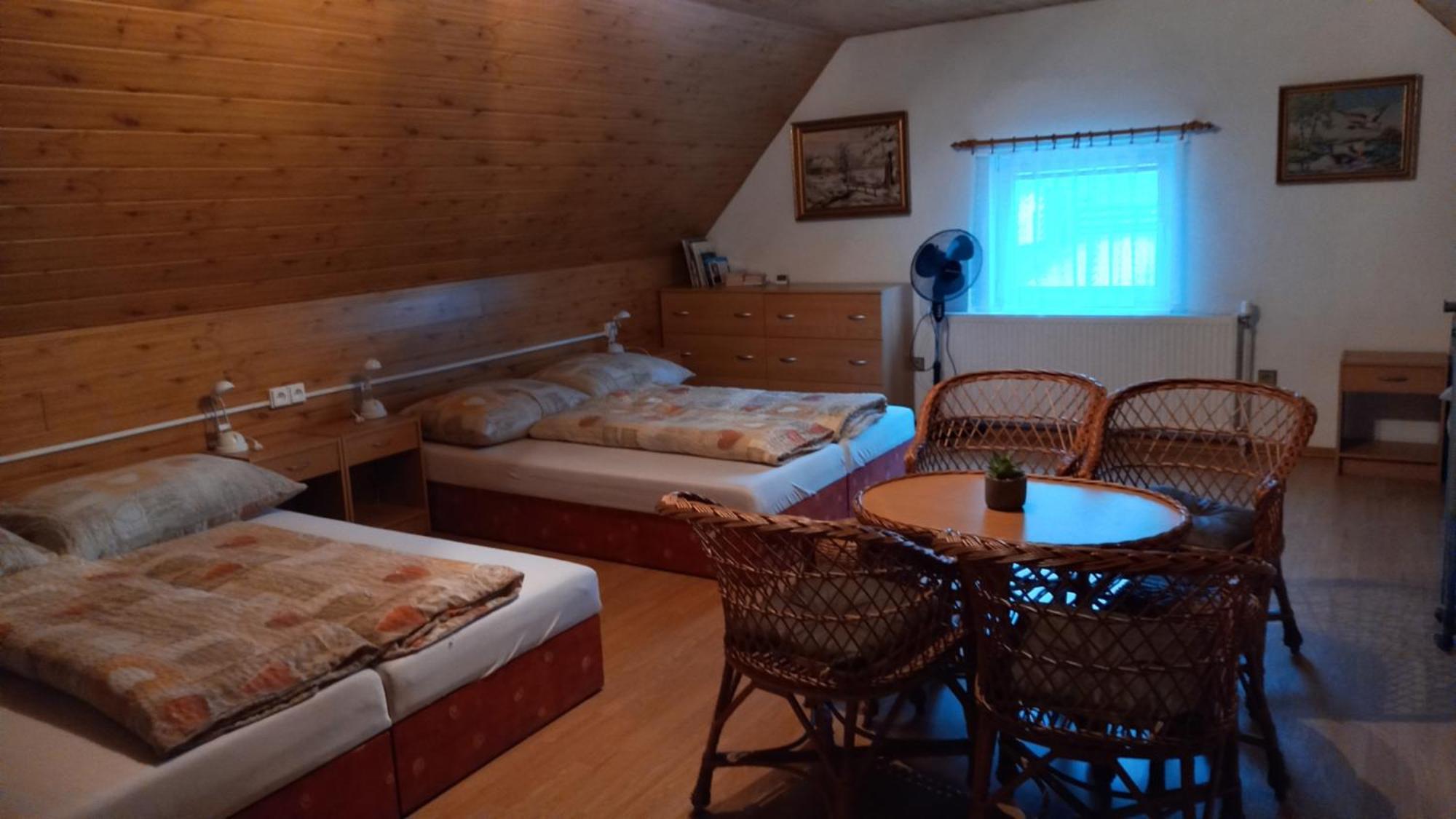 Privat Jan Guest House Vychodna Luaran gambar
